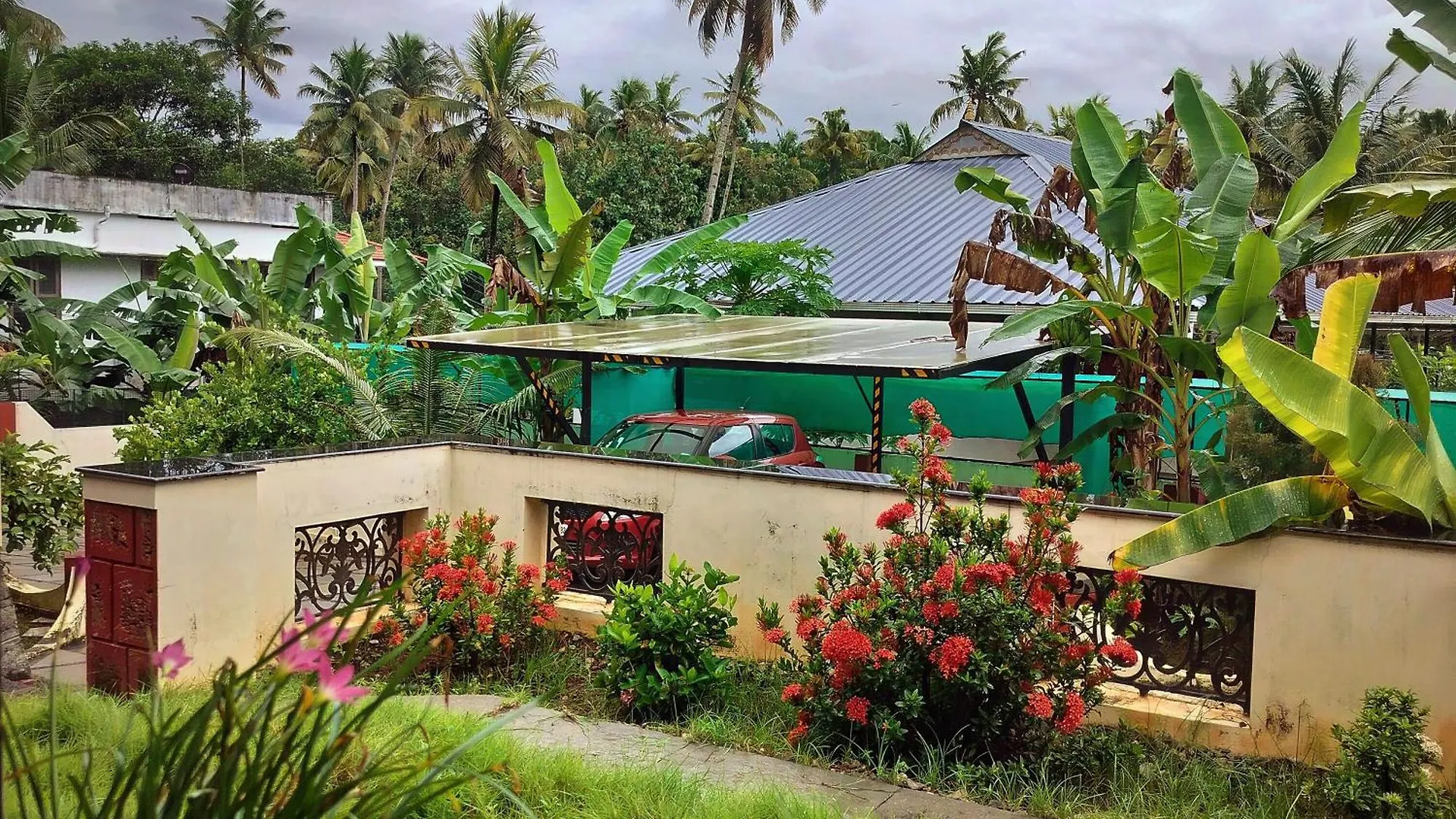 The Ixora - A Boutique Homestay Varkala