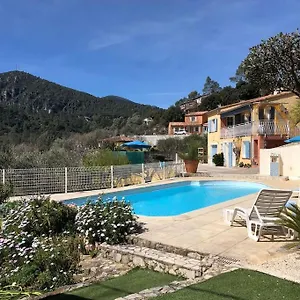 Indépendant De 32 M² Dans Les Oliviers Appartement Belgentier