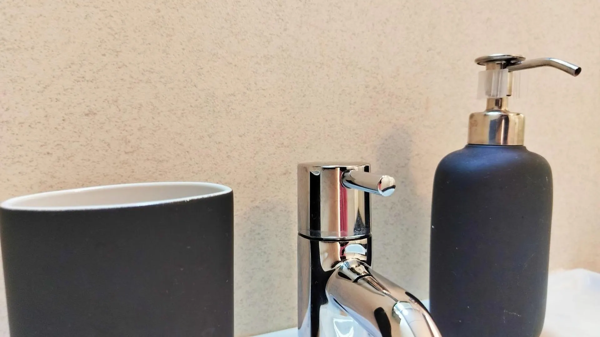 ורקלה The Ixora - A Boutique Homestay