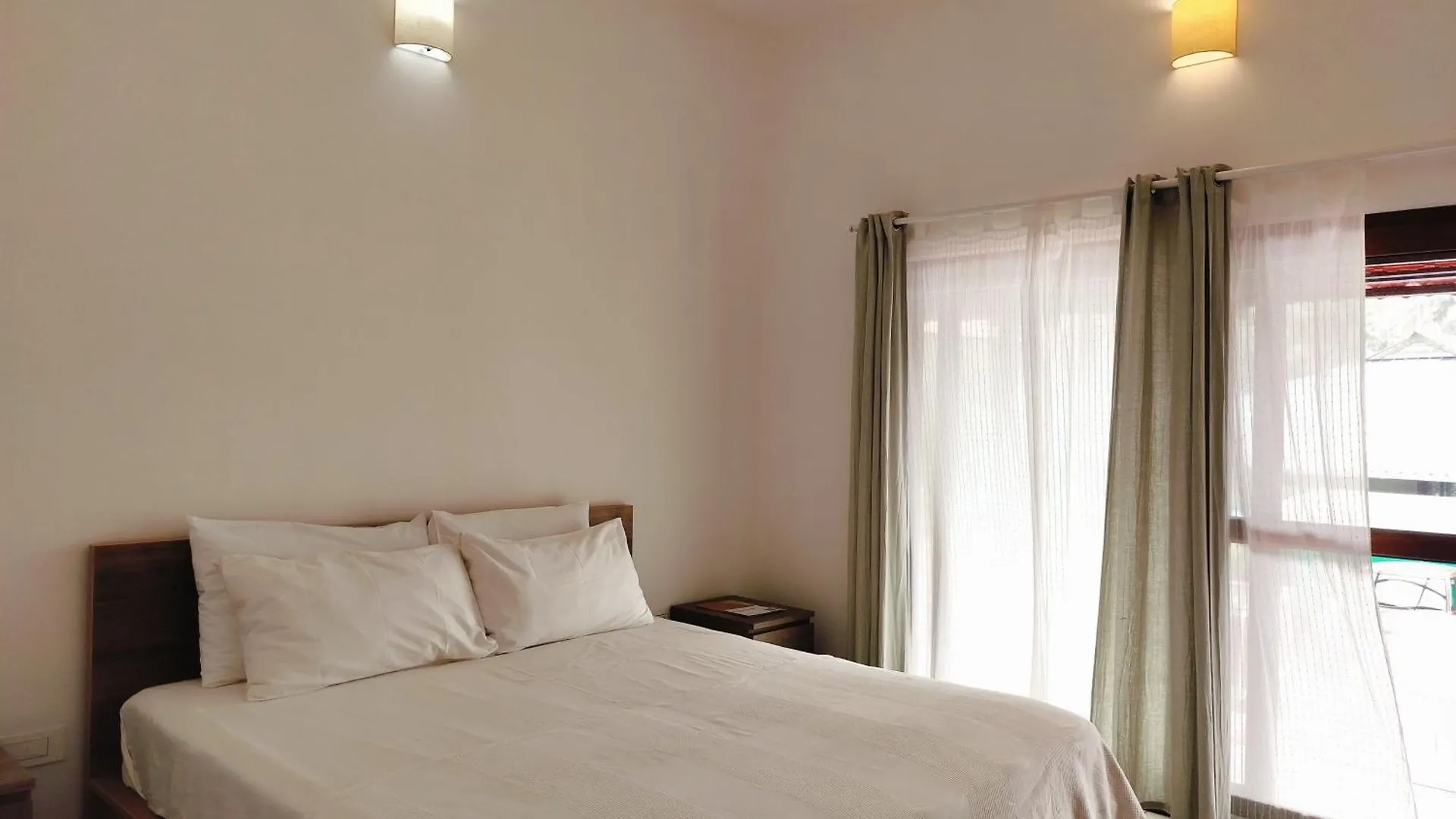 ורקלה The Ixora - A Boutique Homestay