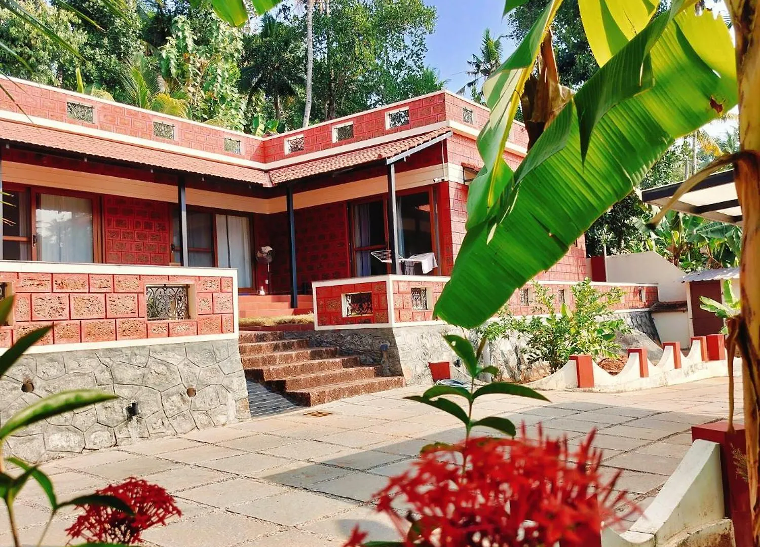 The Ixora - A Boutique Homestay Varkala